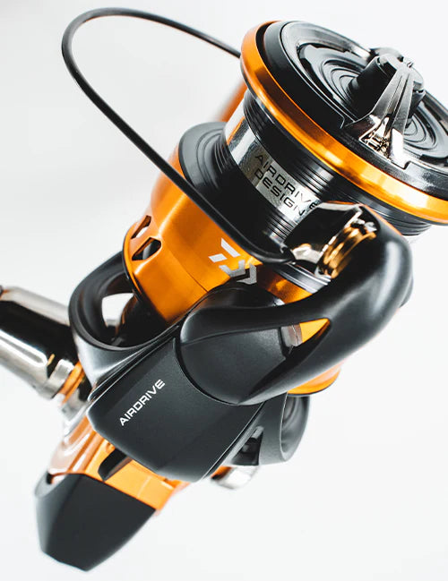 DAIWA 23 AIRD LT SPIN REEL