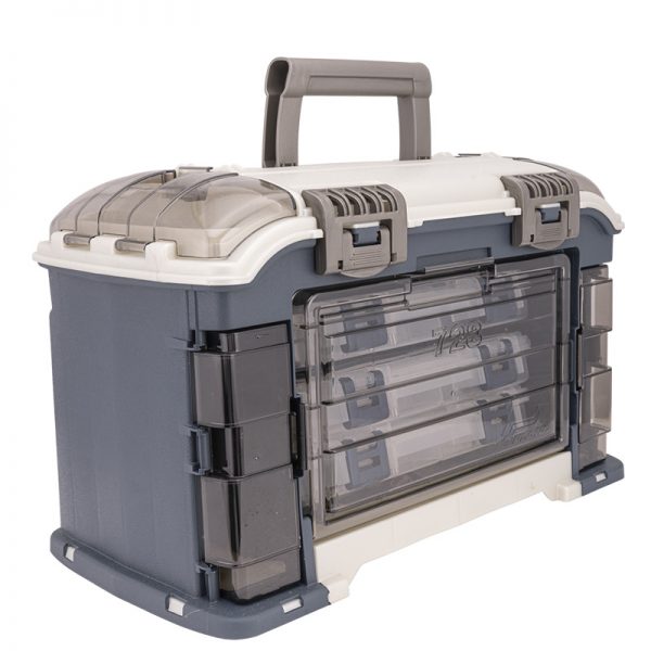 PLANO 728 ANGLED TACKLE STORAGE SYSTEM - 3 TRAY FISHING TACKLE BOX