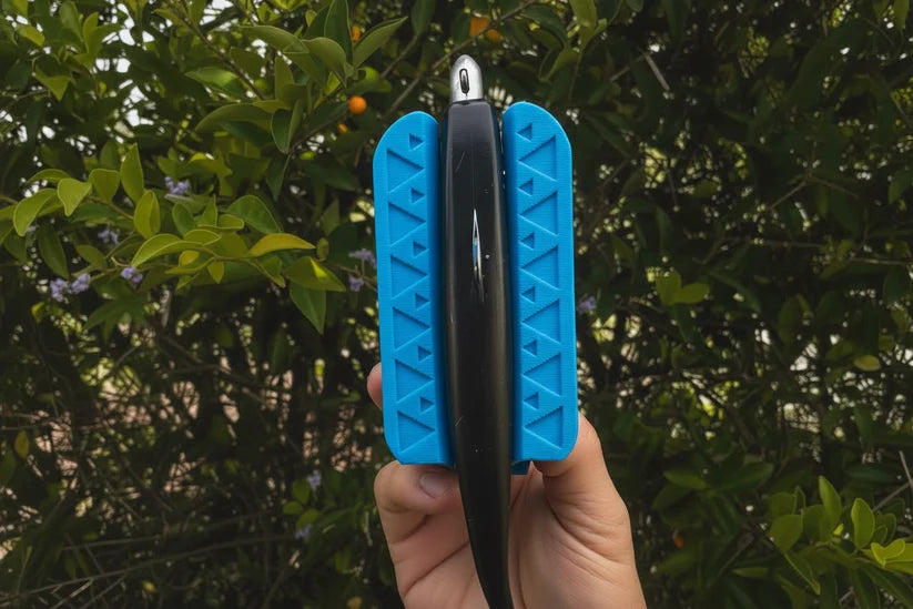 RIGSTRAIGHT SOFT PLASTIC LURE RIGGING TOOL