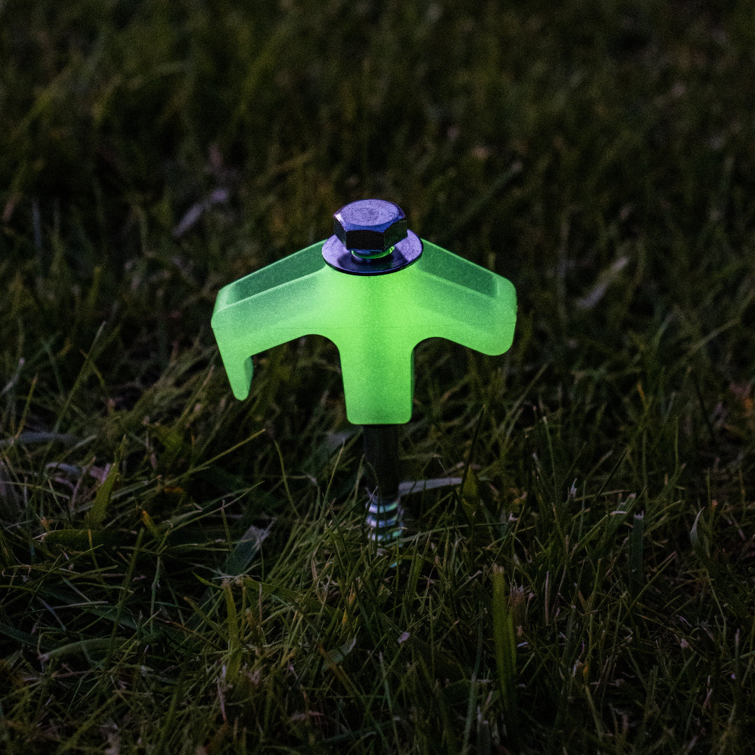 SUPEX 205 MM GLOW IN THE DARK HARD GROUND SCREW IN PEG LOOSE