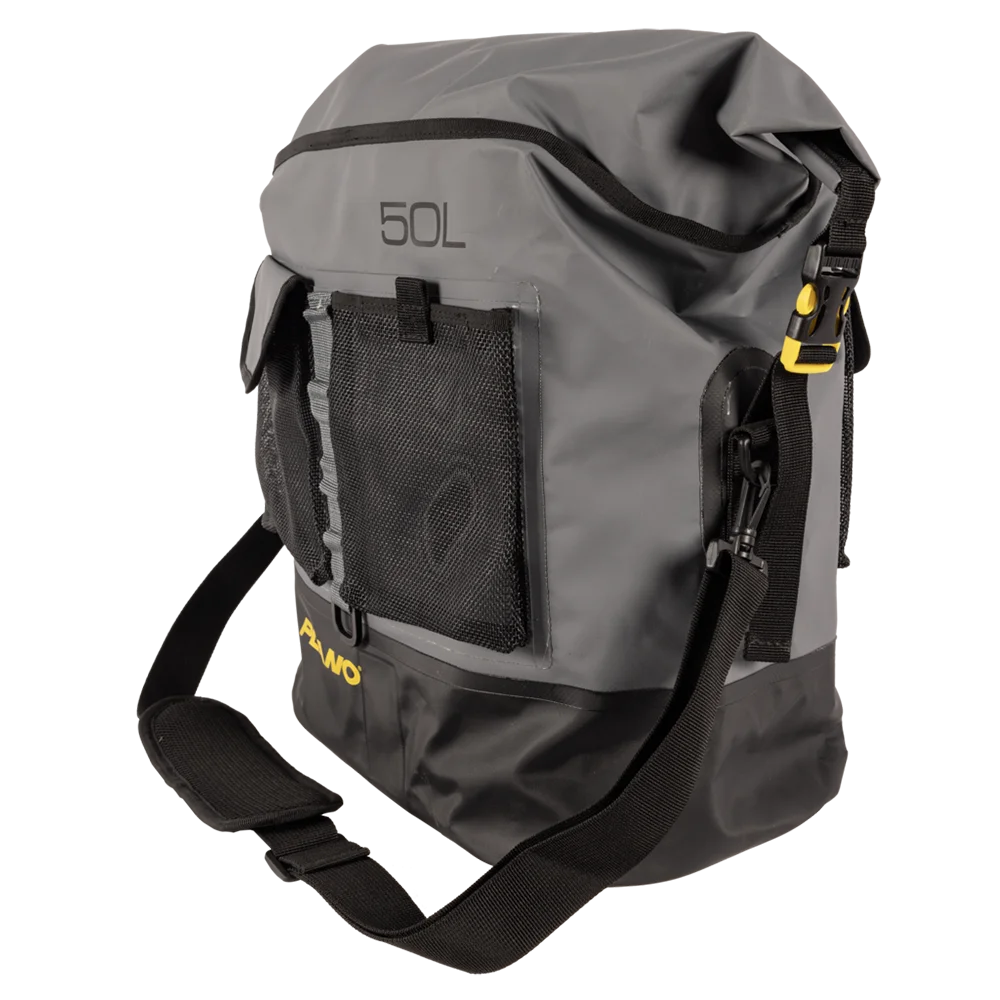 PLANO Z WATERPROOF XL TACKLE BAG