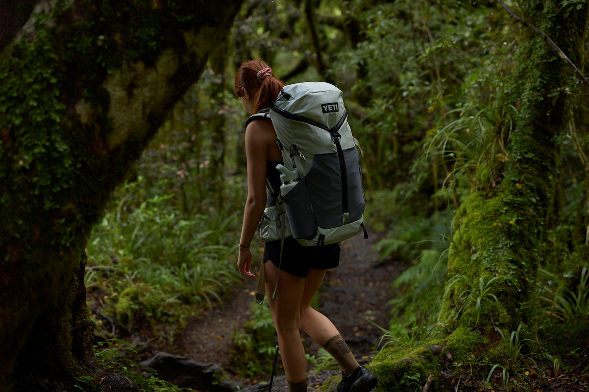 YETI SKALA 40L WOMENS HIKING PACK RIDGELINE XS/S