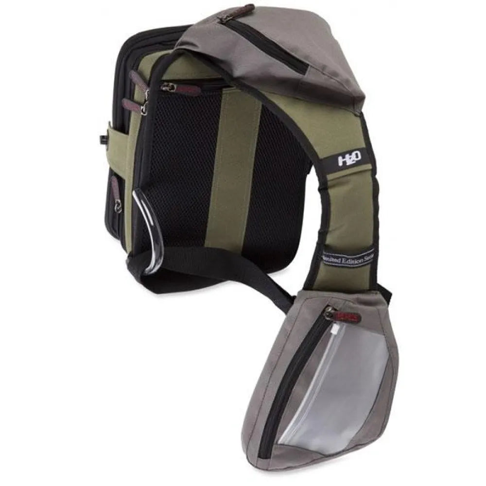RAPALA LIMITED EDITION MAGNUM SLING BAG KING SIZE