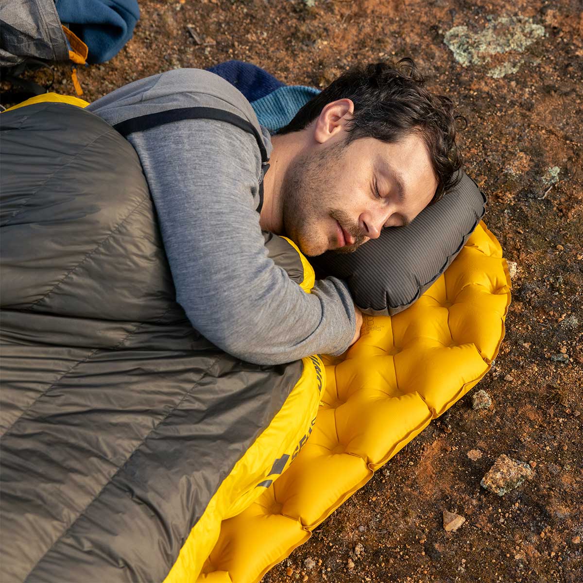 SEA TO SUMMIT ULTRALIGHT XR INSULATED AIR MAT REGULAR SIZE