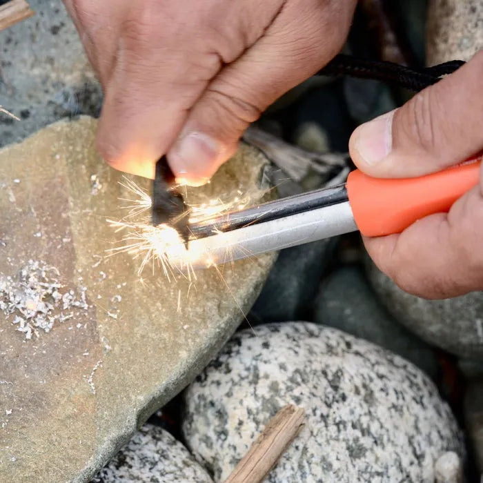 SURVIVE OUTDOORS LONGER MAG STRIKER WITH TINDER CORD