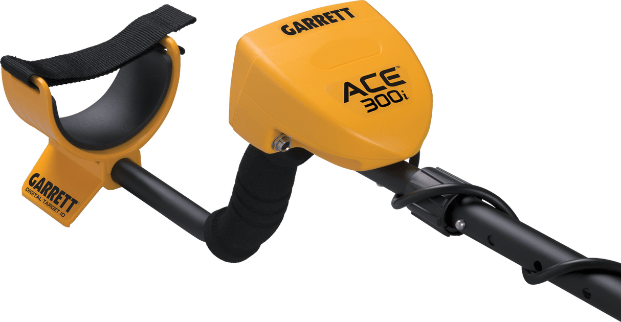 GARRETT ACE 300I METAL DETECTOR