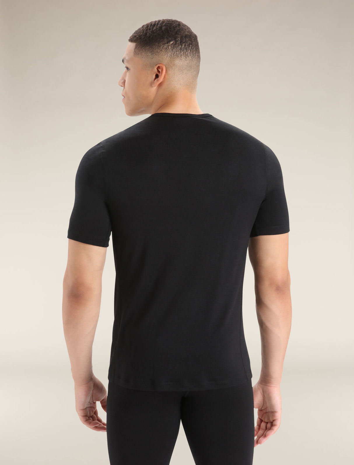 ICEBREAKER MENS 200 OASIS CREW BLACK
