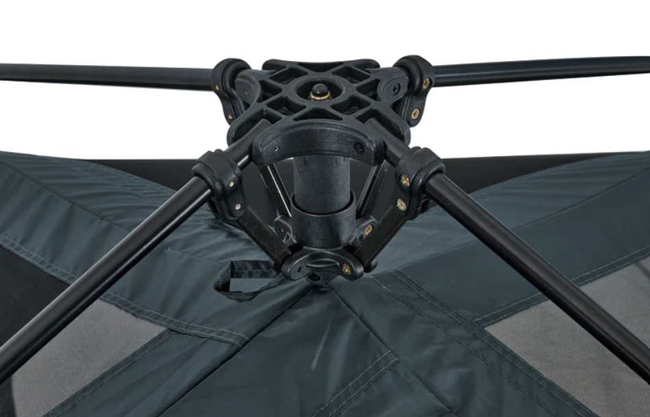 OZTRAIL FAST FRAME BLOCKOUT LUMOS TENT 4 PERSON