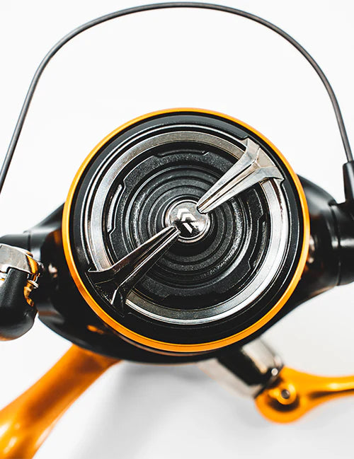 DAIWA 23 AIRD LT SPIN REEL