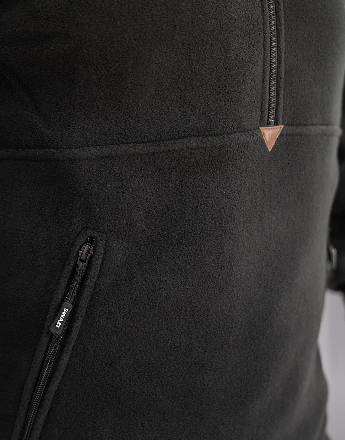 SWAZI DOUGHROASTER FLEECE JUMPER - BLACK