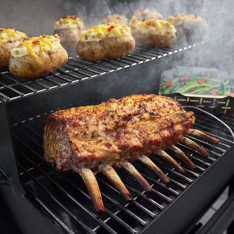 WEBER SEARWOOD 600 PELLET BARBEQUE