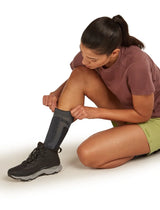 ICEBREAKER WOMENS HIKE + HEAVY CREW SOCKS