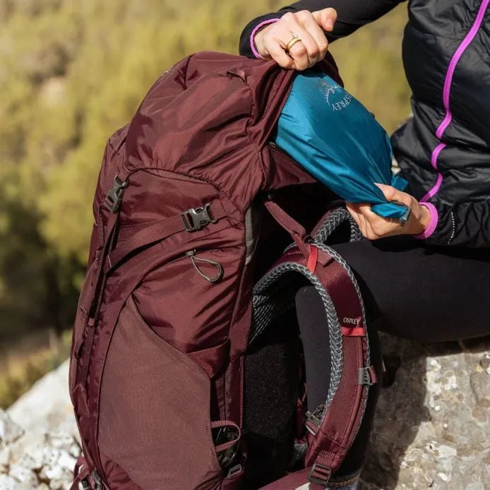 OSPREY KYTE 58 WOMEN'S HIKING PACK